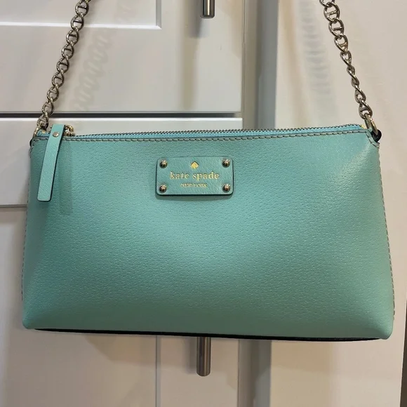 Kate Spade Wellesley Byrd Shoulder Bag - Picture 2 of 9